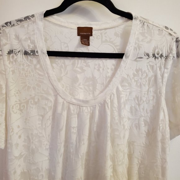 Momento white sheer lace short sleeve knot top size L - Picture 2 of 4